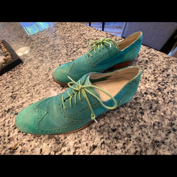 Never wear them main image 5